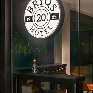 3* Hotel Bryqs