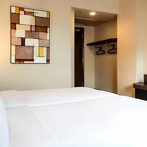 Summer View Hotel